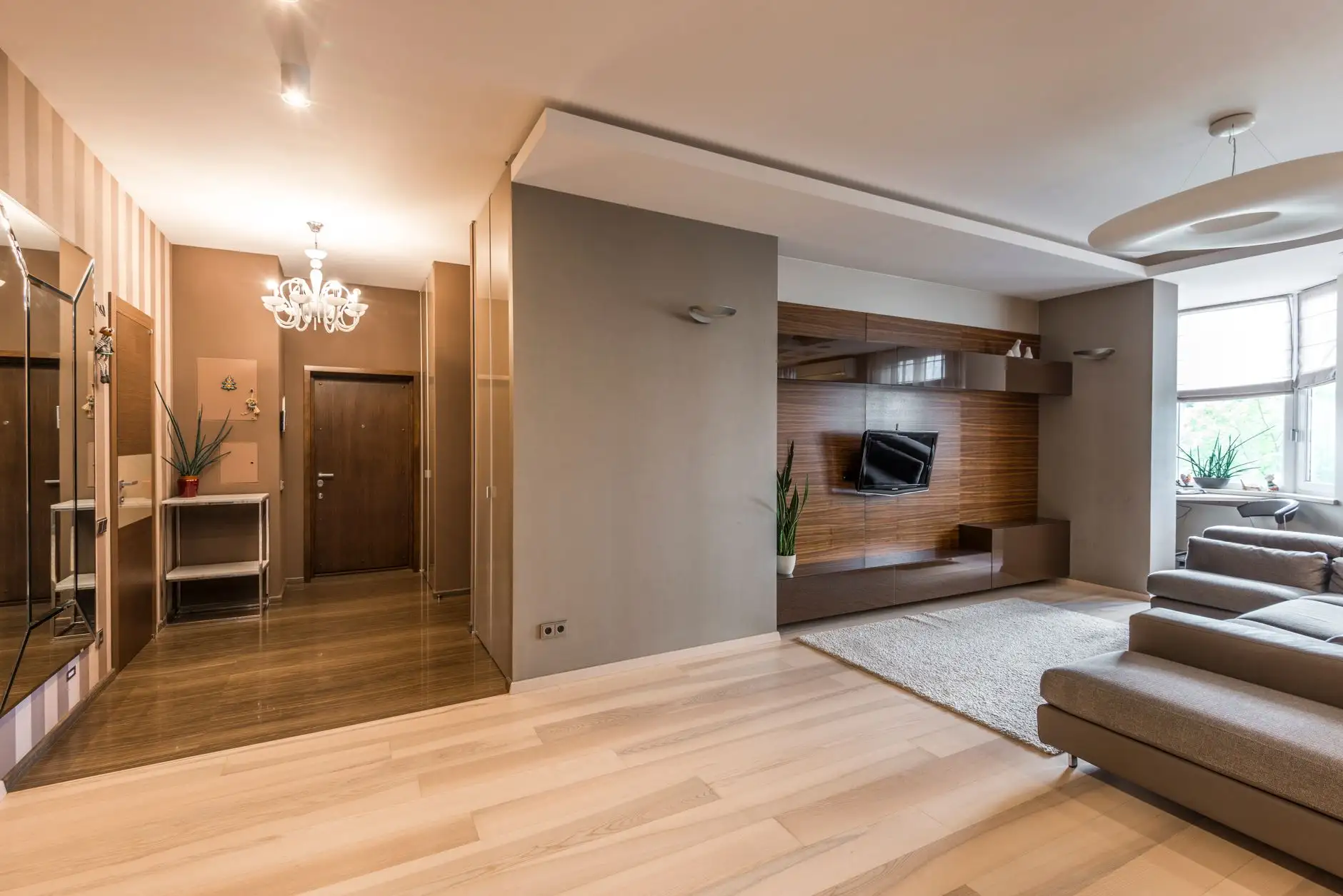 建筑消防照明工程中安全出口灯与备用电源选型指南