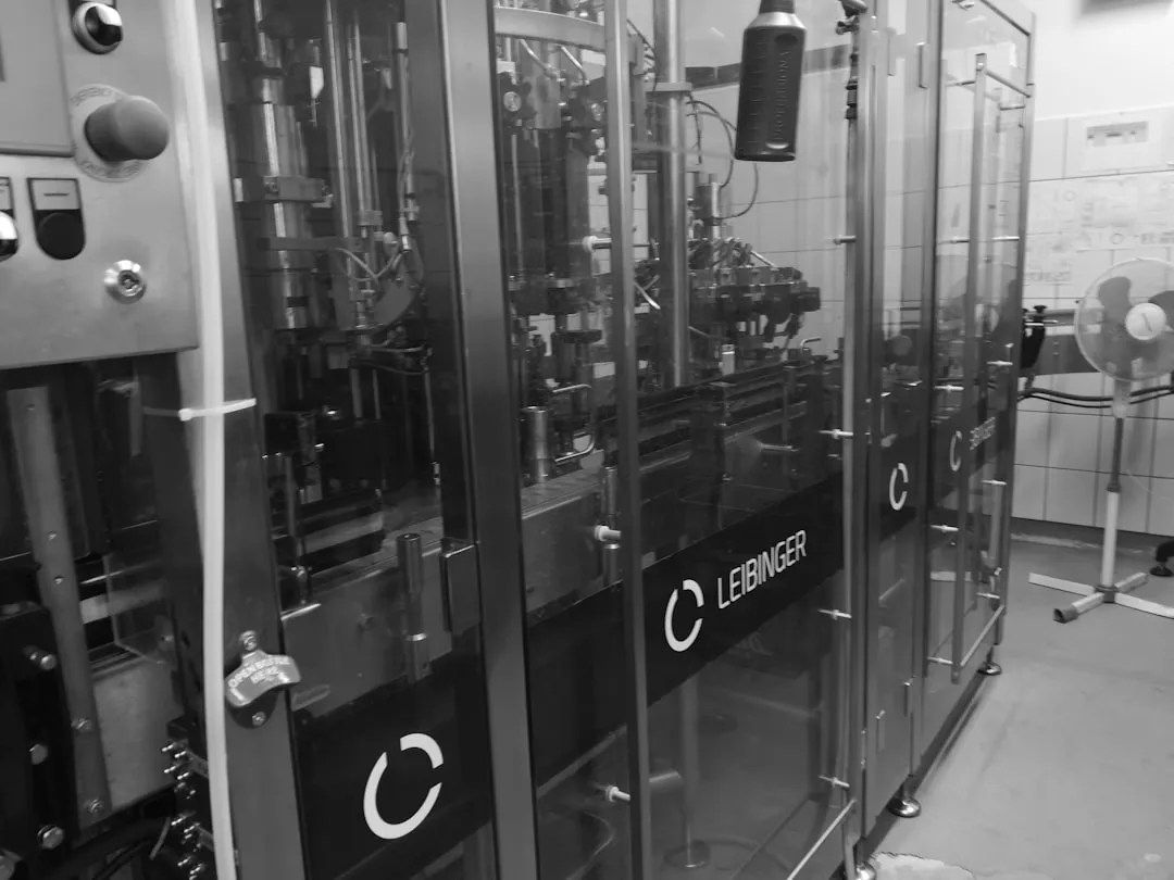 消防照明技术新趋势：智能疏散指示系统在公共场所的应用