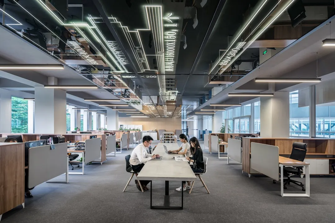 应急照明系统在西南地区公共建筑中的配置要求与规范